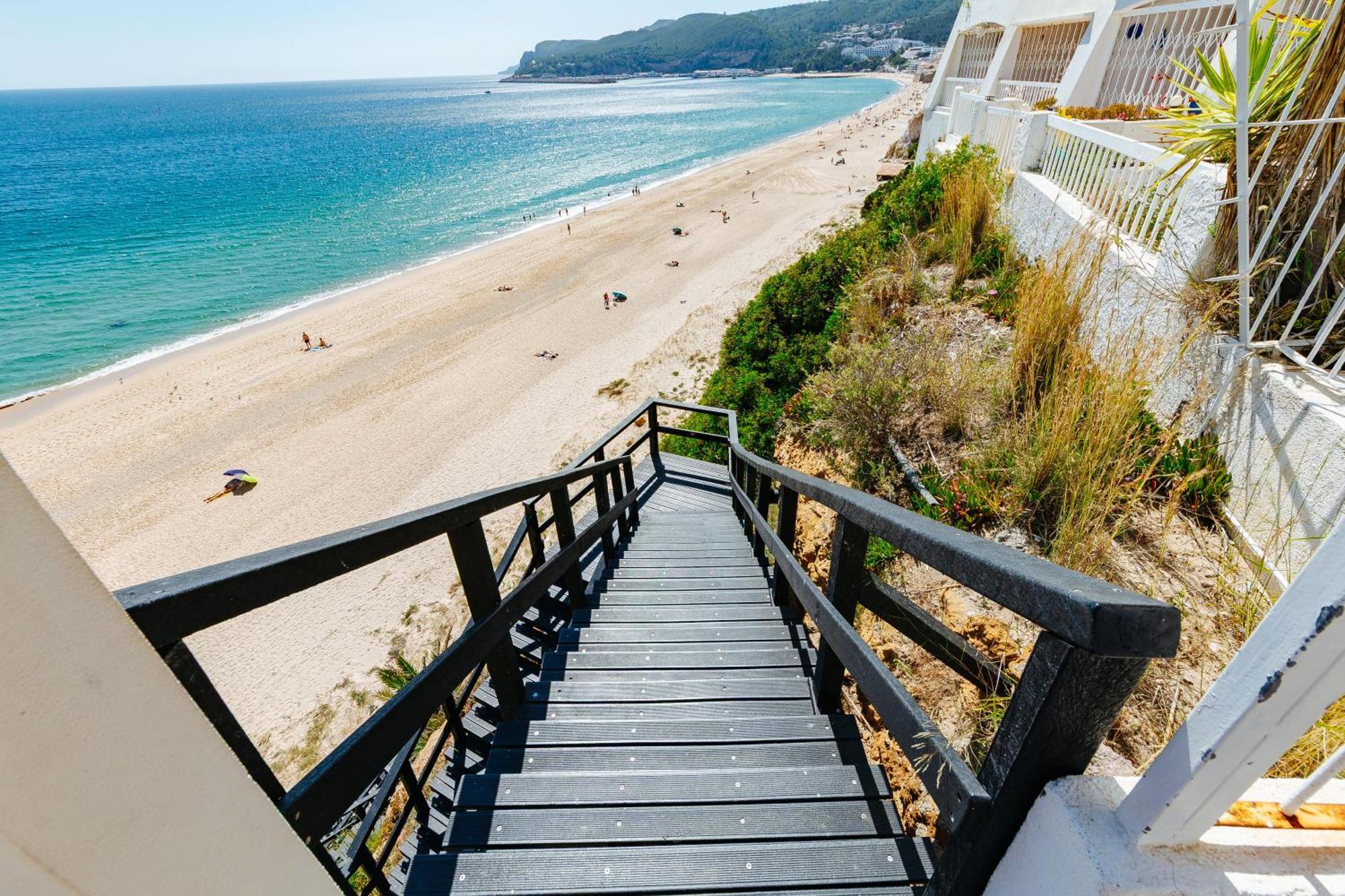 Rent4Rest - Sesimbra Ocean View Studio Экстерьер фото