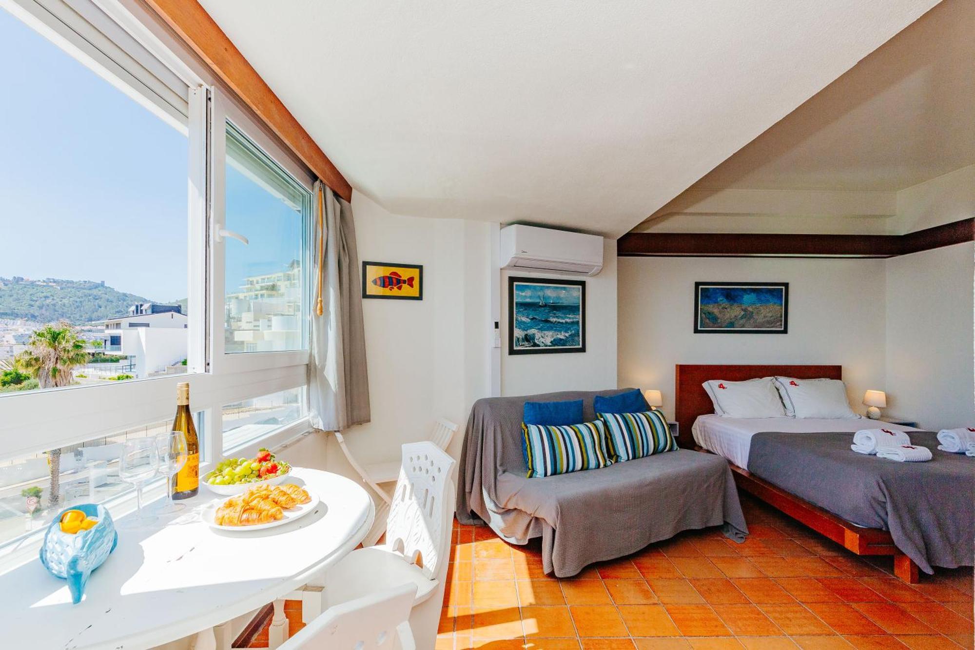 Rent4Rest - Sesimbra Ocean View Studio Экстерьер фото