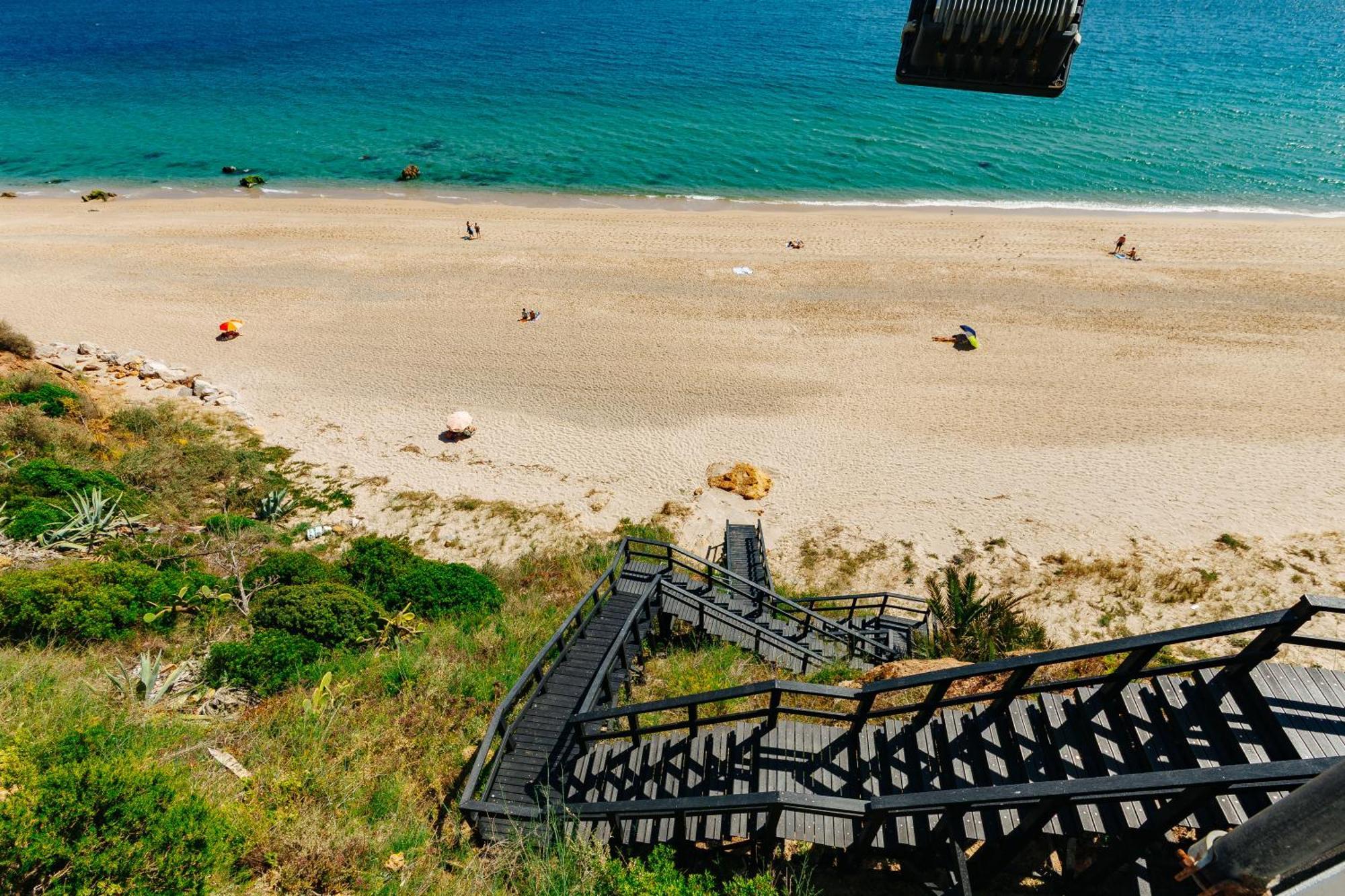 Rent4Rest - Sesimbra Ocean View Studio Экстерьер фото