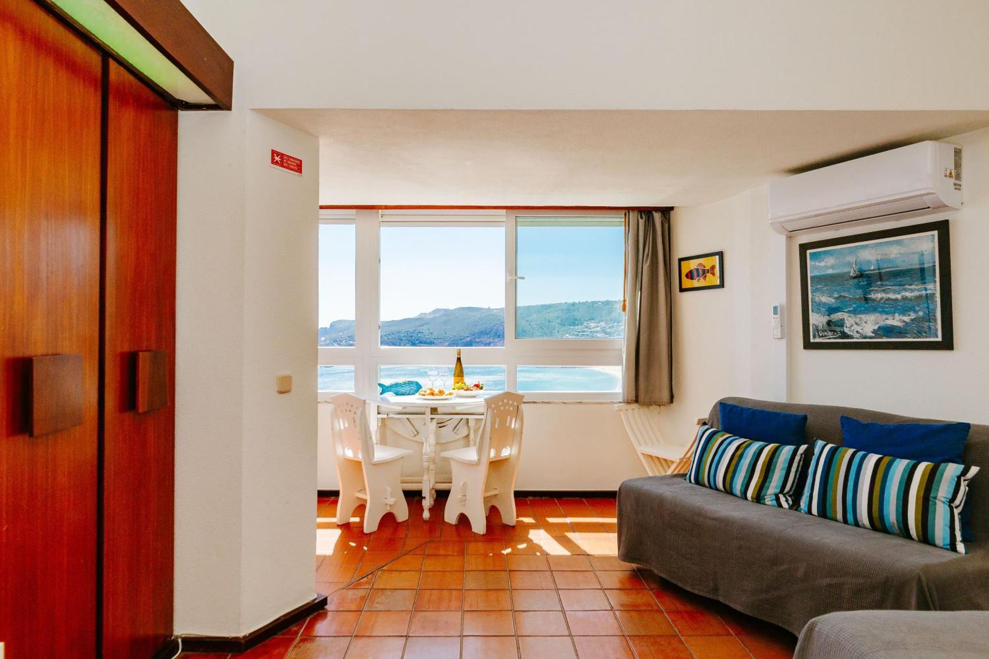 Rent4Rest - Sesimbra Ocean View Studio Экстерьер фото